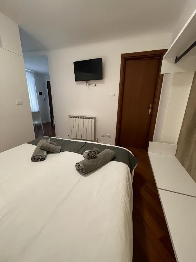 Cereria Delta Appartement Triëst Buitenkant foto